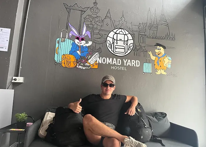Nomad Yard ข้าวสาร Apartment Bangkok