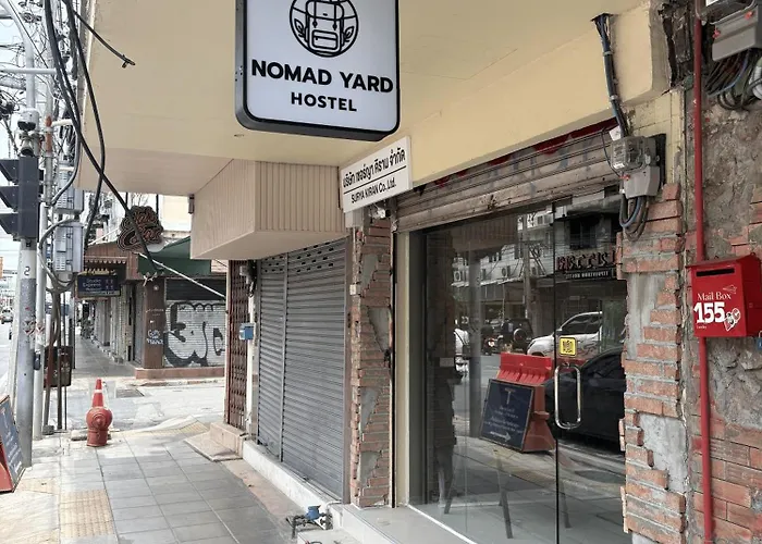 Nomad Yard ข้าวสาร *